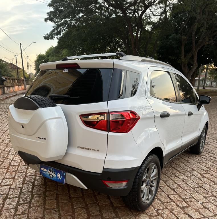 FORD Ecosport - Foto