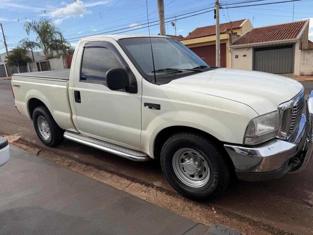 FORD F-250 - Foto