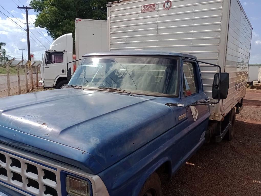 FORD F-4000