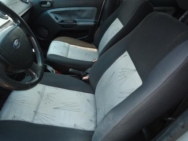 FORD Fiesta Hatch - Foto