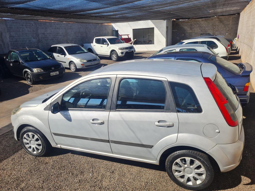 FORD Fiesta Hatch - Foto