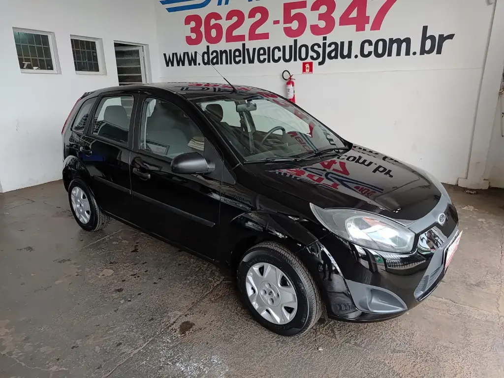 FORD Fiesta Hatch - Foto