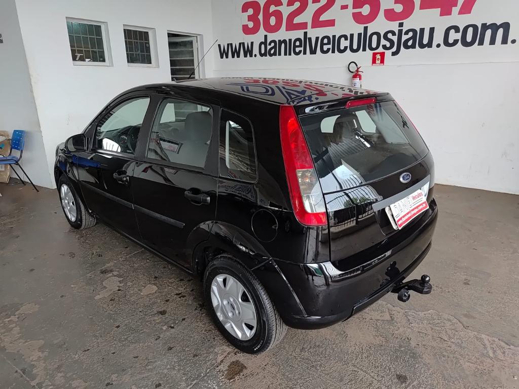 FORD Fiesta Hatch - Foto