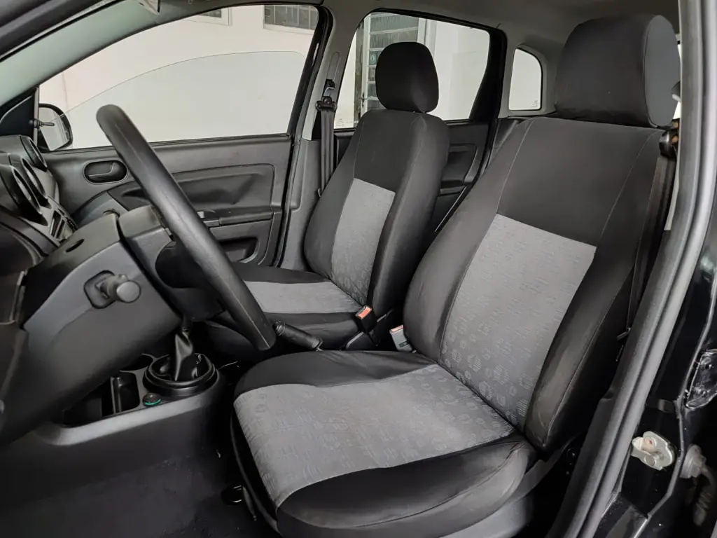 FORD Fiesta Hatch - Foto