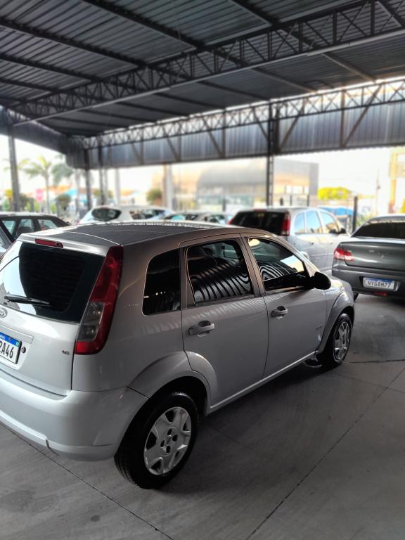 FORD Fiesta Hatch - Foto