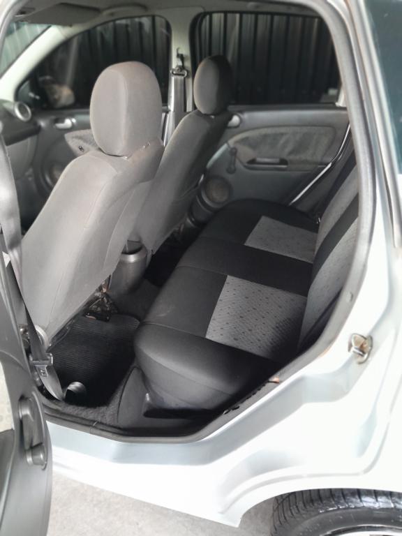 FORD Fiesta Hatch - Foto