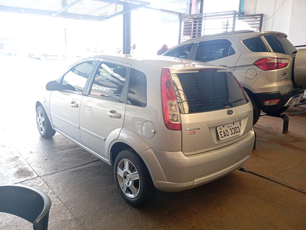 FORD Fiesta Hatch - Foto