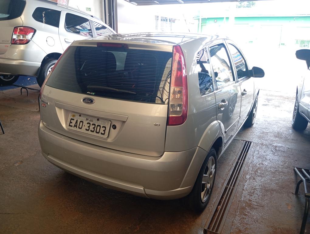 FORD Fiesta Hatch - Foto