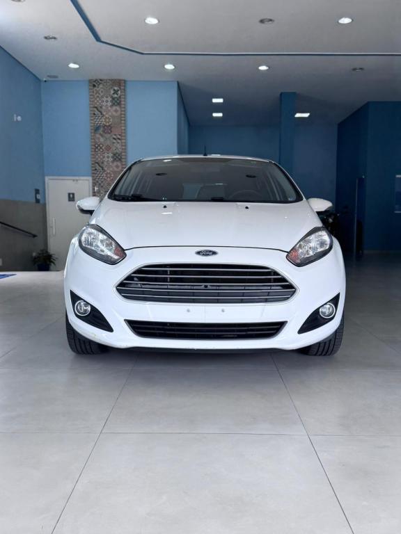 FORD Fiesta Hatch - Foto