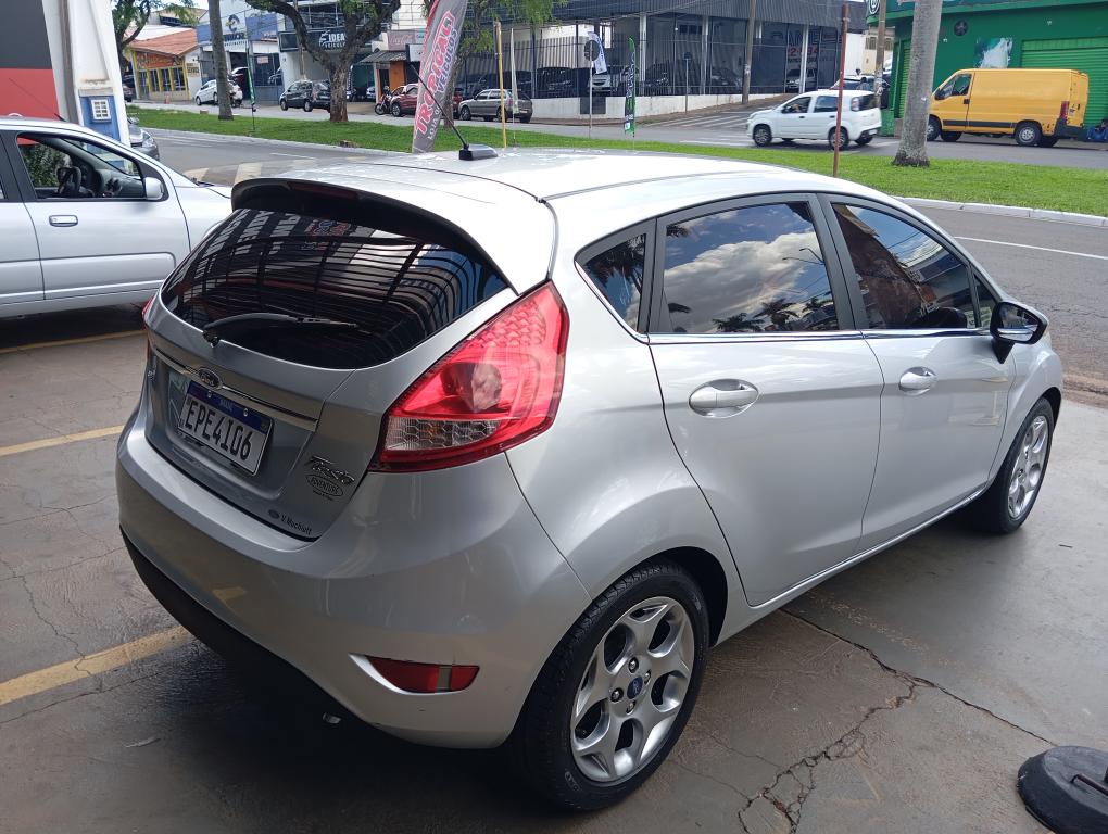 FORD Fiesta Hatch - Foto