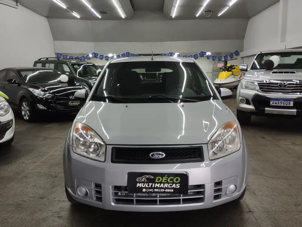 FORD Fiesta Hatch - Foto