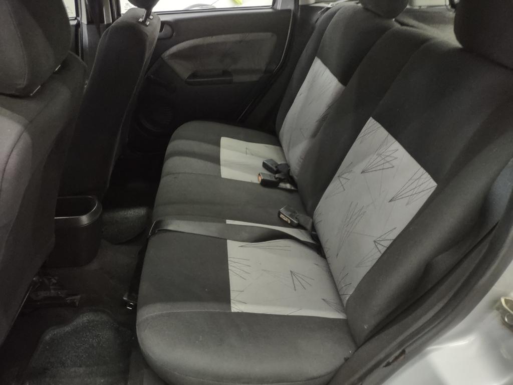 FORD Fiesta Hatch - Foto