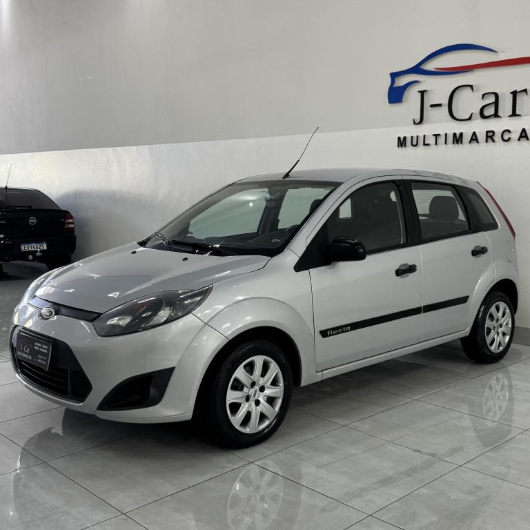 FORD Fiesta Hatch - Foto