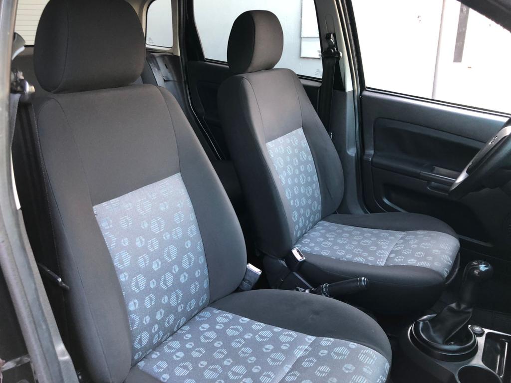 FORD Fiesta Hatch - Foto