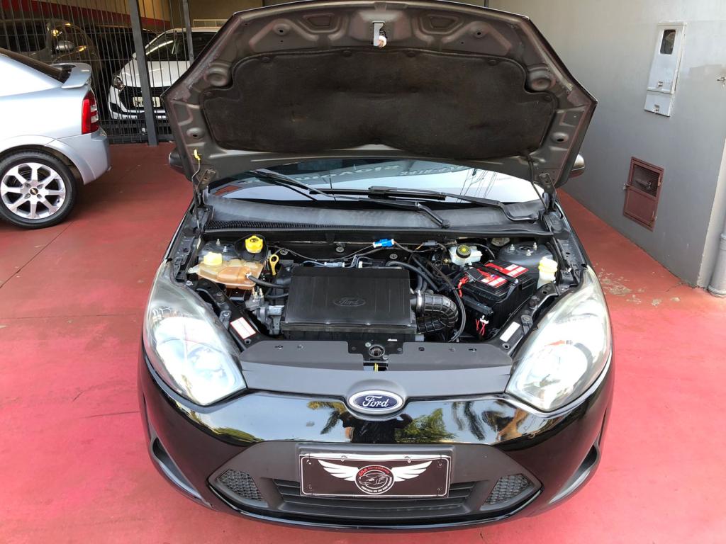 FORD Fiesta Hatch - Foto