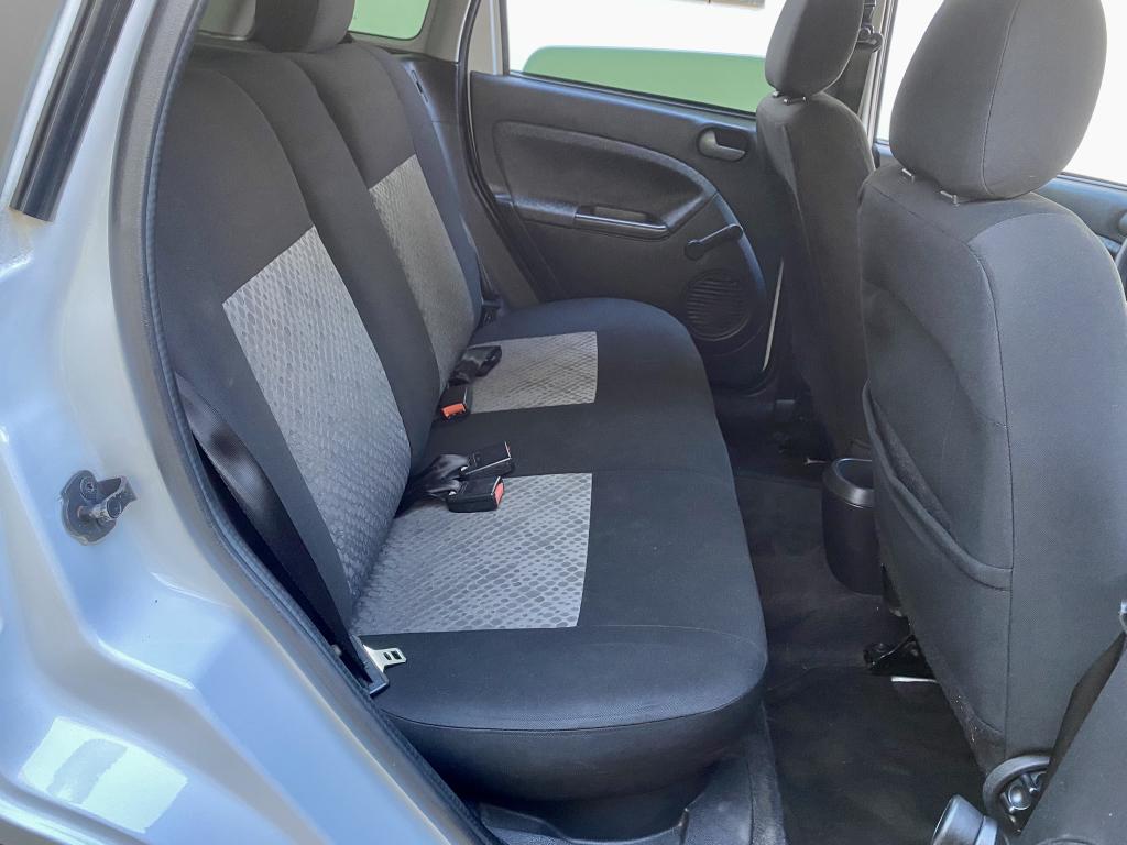 FORD Fiesta Hatch - Foto