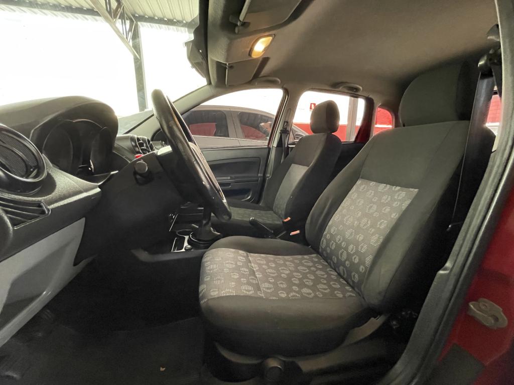 FORD Fiesta Hatch - Foto