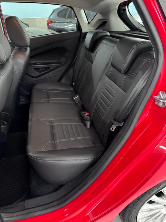 FORD Fiesta Hatch - Foto