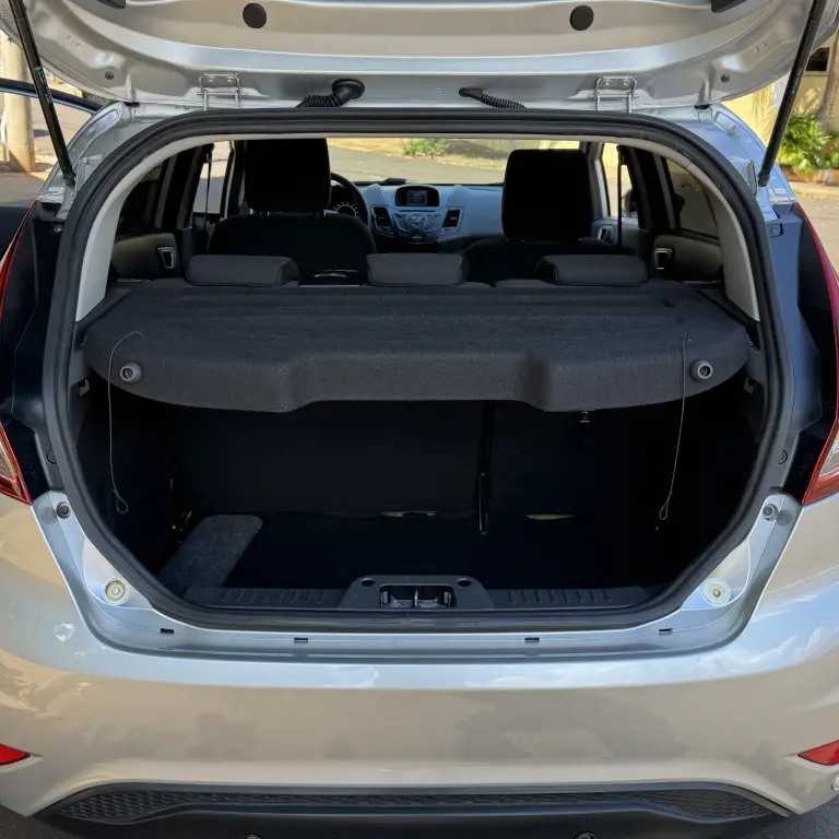 FORD Fiesta Hatch - Foto