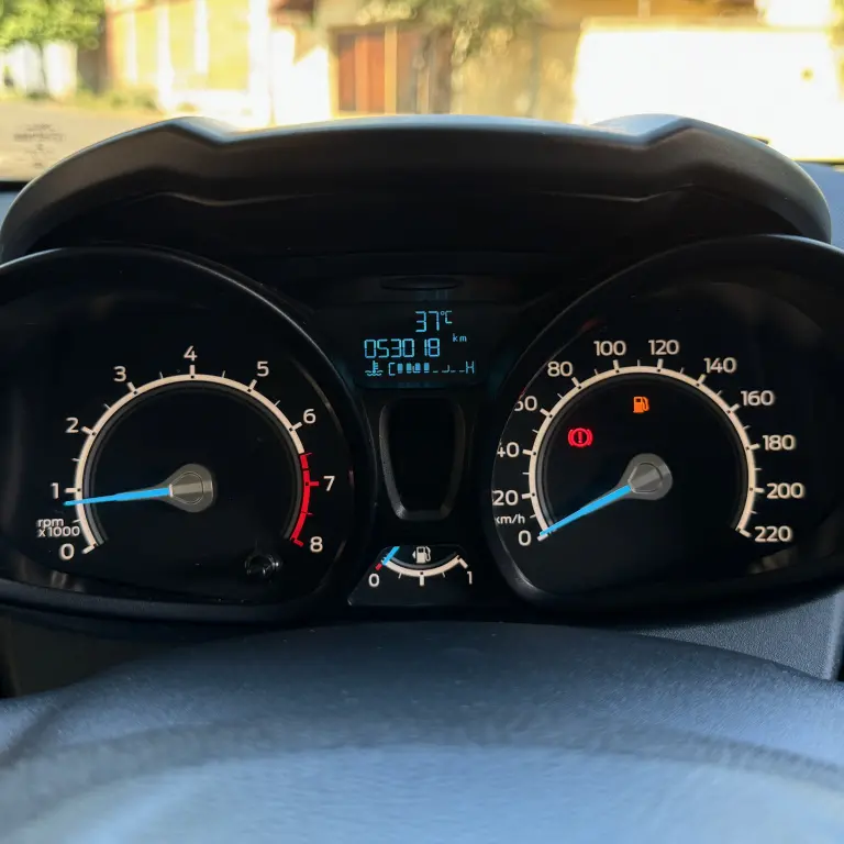 FORD Fiesta Hatch - Foto