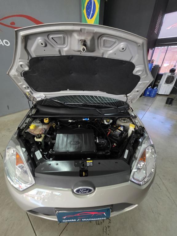 FORD Fiesta Hatch - Foto