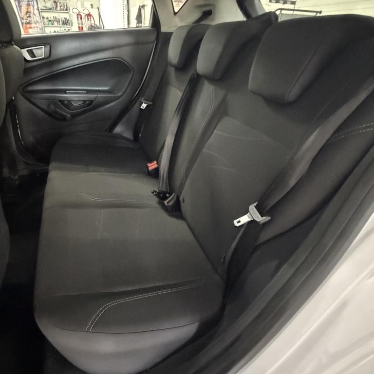 FORD Fiesta Hatch - Foto