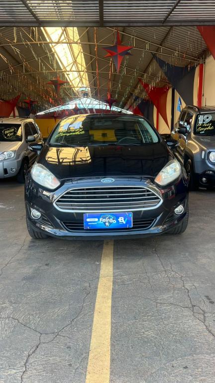 FORD Fiesta Hatch - Foto