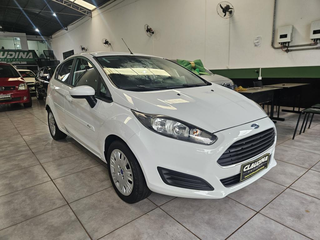 FORD Fiesta Hatch - Foto