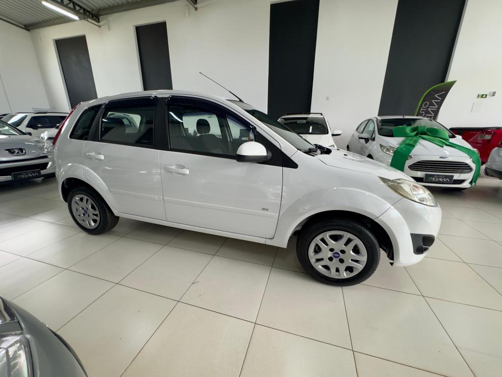 FORD Fiesta Hatch - Foto