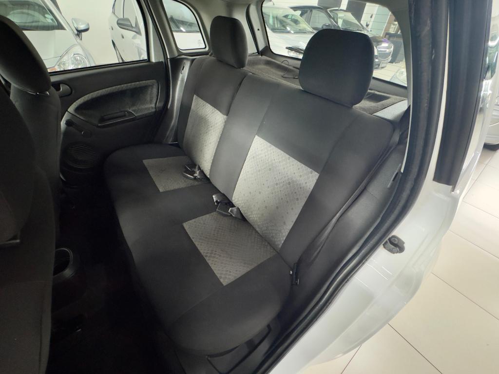 FORD Fiesta Hatch - Foto