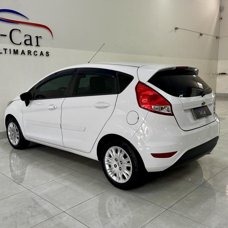 FORD Fiesta Hatch - Foto