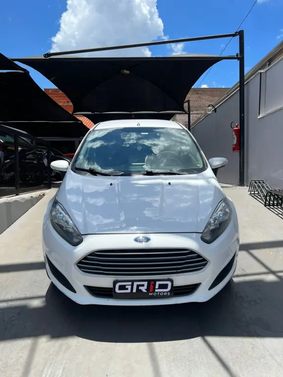 FORD Fiesta Hatch - Foto