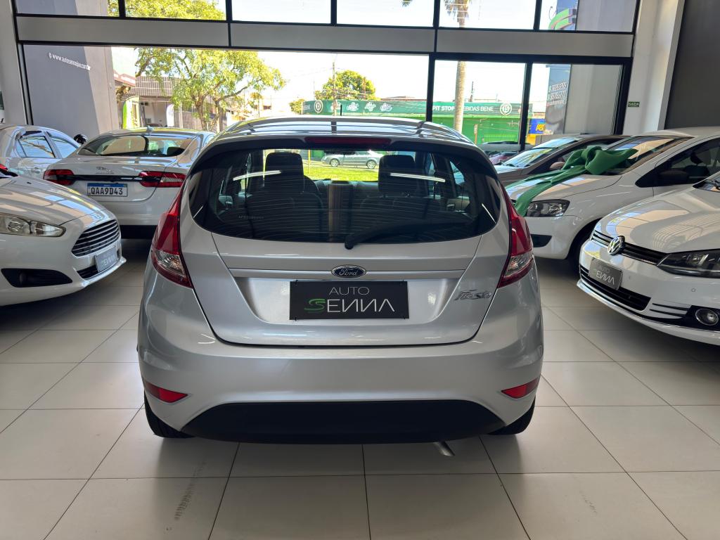 FORD Fiesta Hatch - Foto