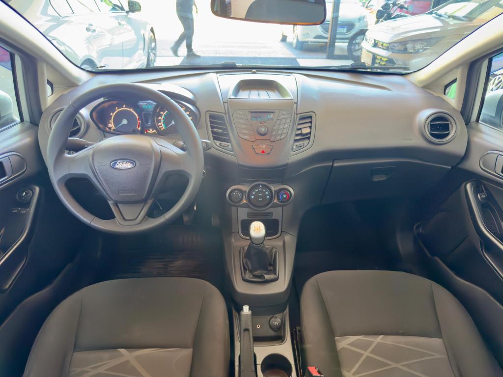 FORD Fiesta Hatch - Foto