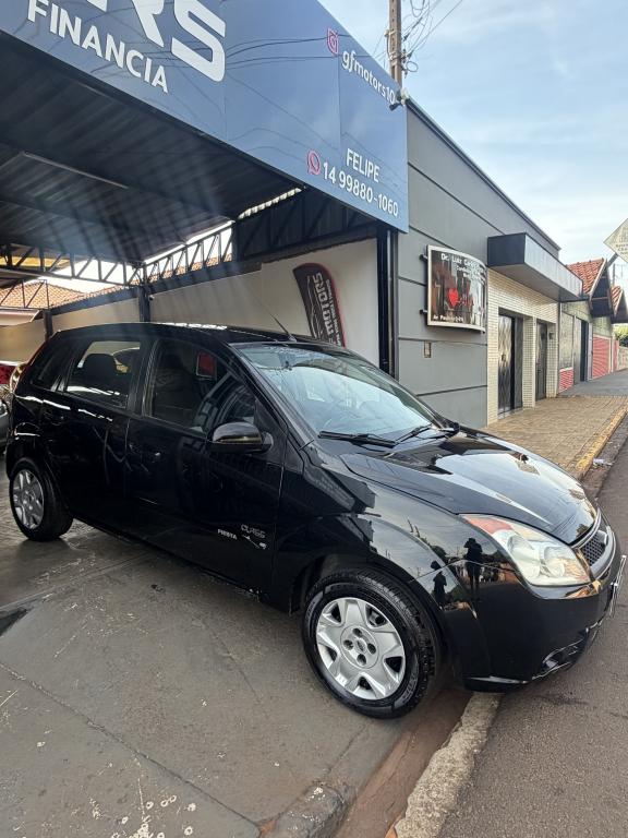 FORD Fiesta Hatch - Foto