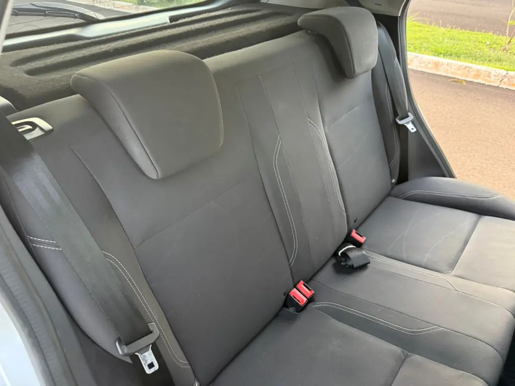 FORD Fiesta Hatch - Foto