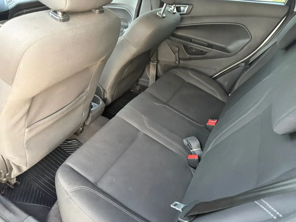 FORD Fiesta Hatch - Foto