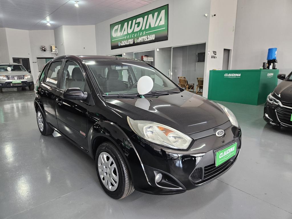 FORD Fiesta Hatch - Foto