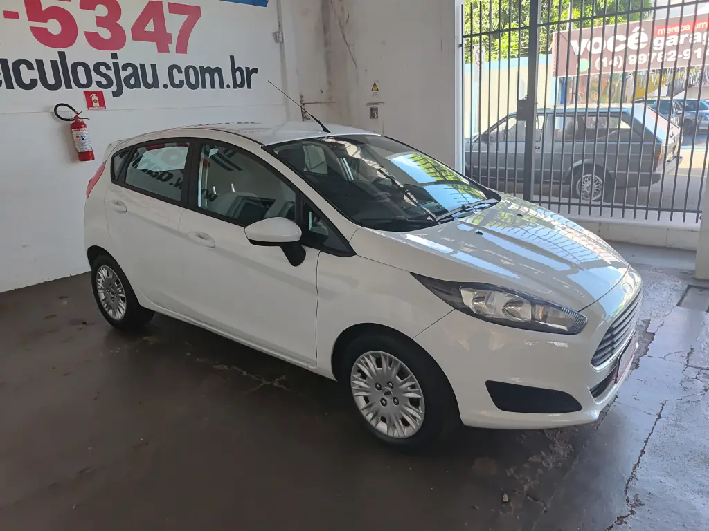 FORD Fiesta Hatch - Foto