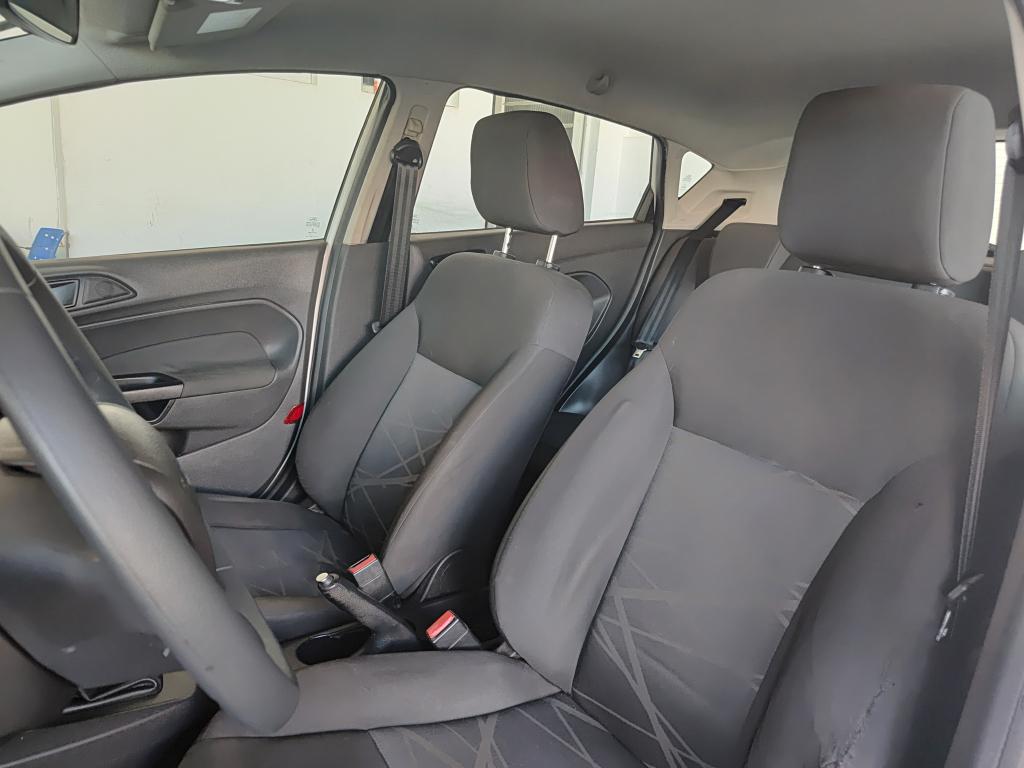 FORD Fiesta Hatch - Foto