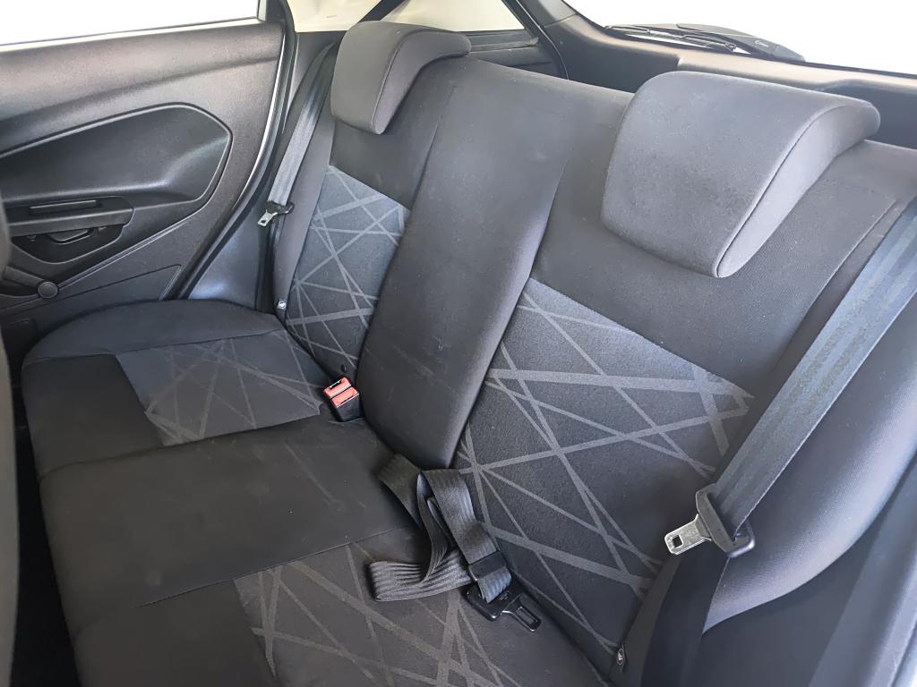 FORD Fiesta Hatch - Foto