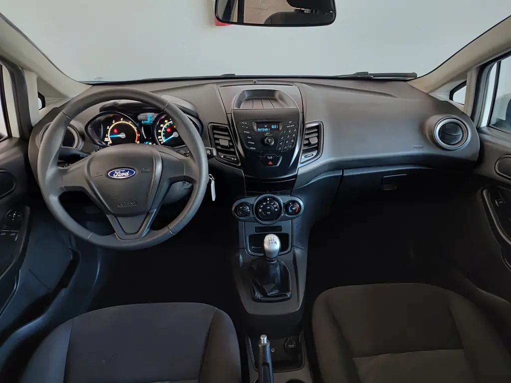 FORD Fiesta Hatch - Foto