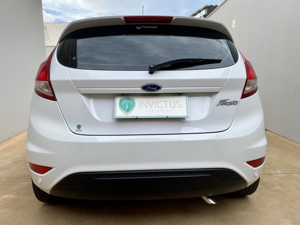 FORD Fiesta Hatch - Foto