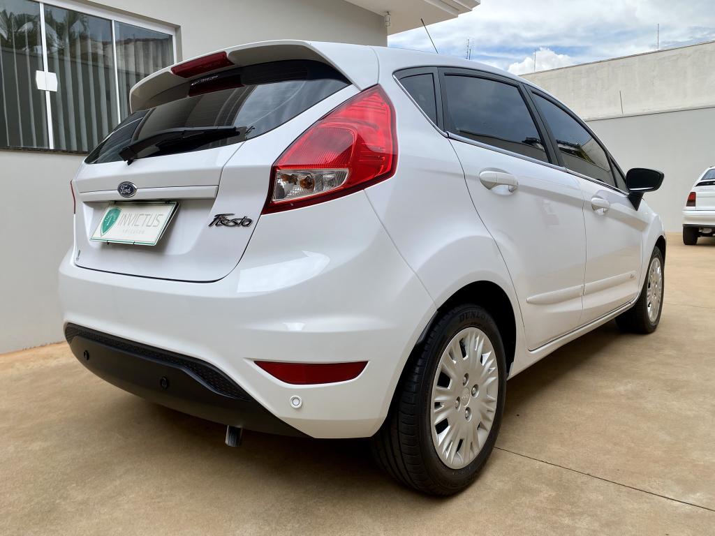 FORD Fiesta Hatch - Foto