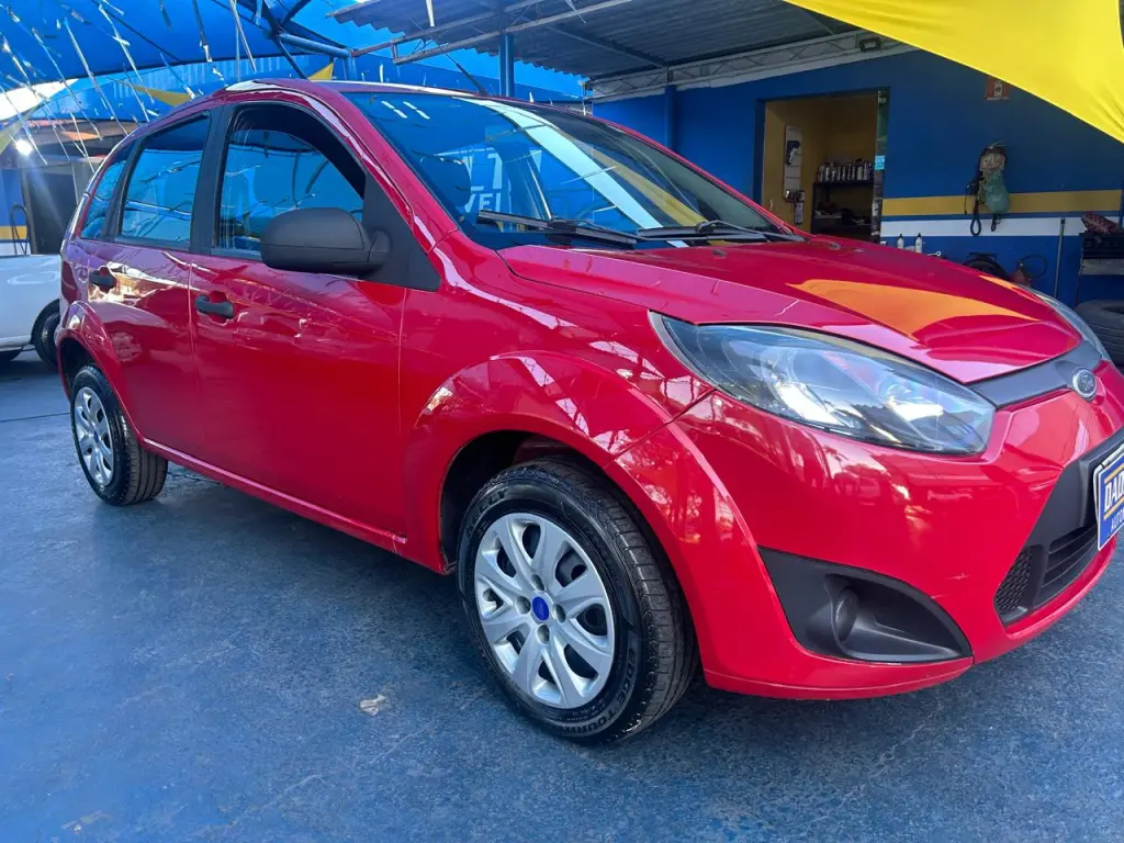 FORD Fiesta Hatch - Foto