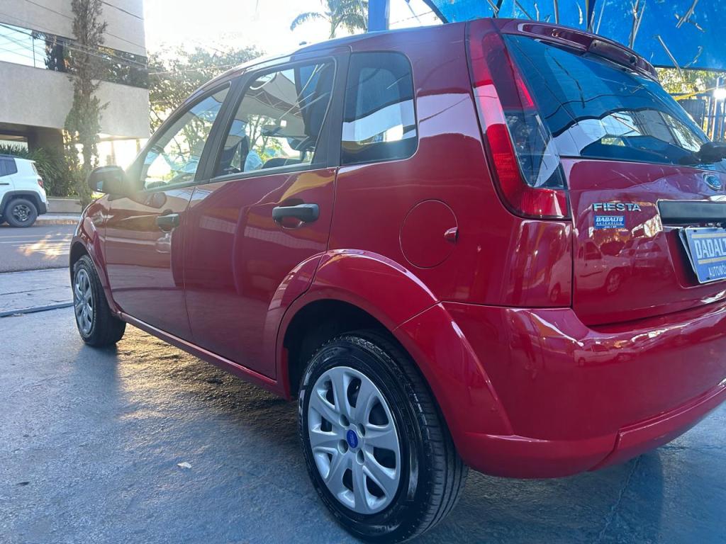 FORD Fiesta Hatch - Foto