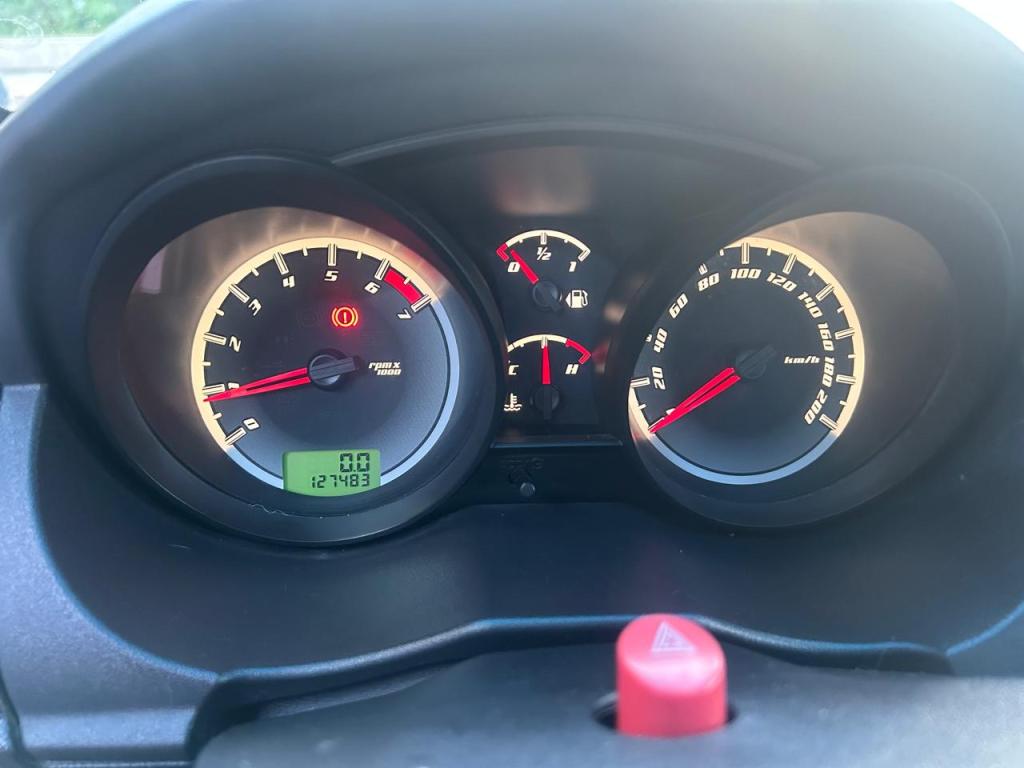 FORD Fiesta Hatch - Foto