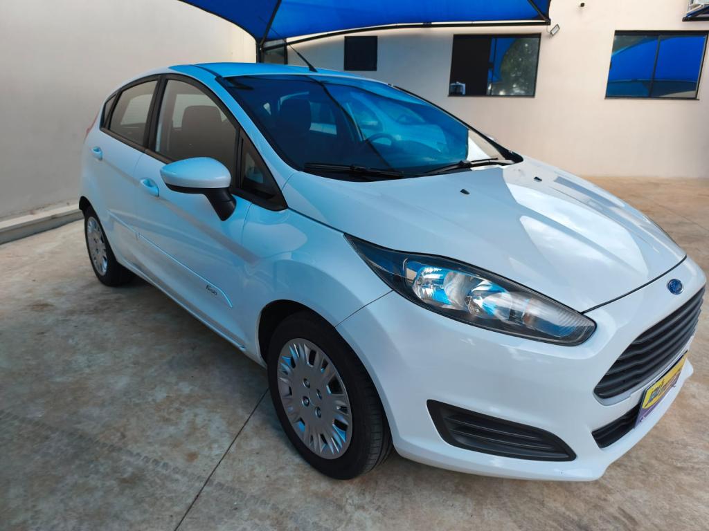 FORD Fiesta Hatch - Foto
