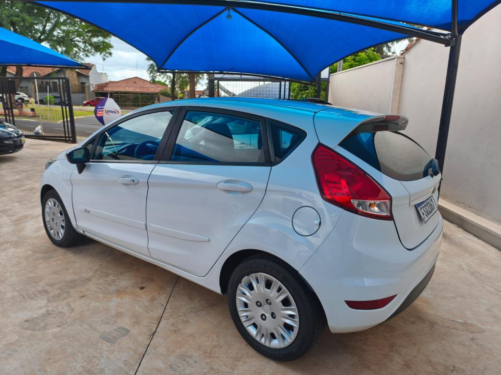 FORD Fiesta Hatch - Foto