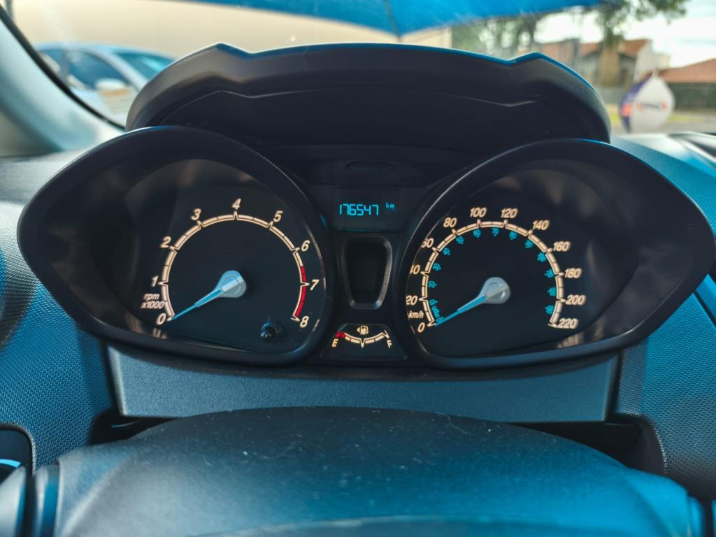 FORD Fiesta Hatch - Foto